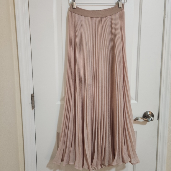 BCBGMaxAzria Estel Maxi Pleated Maxi Skirt Bare Pink XXS - Picture 3 of 9